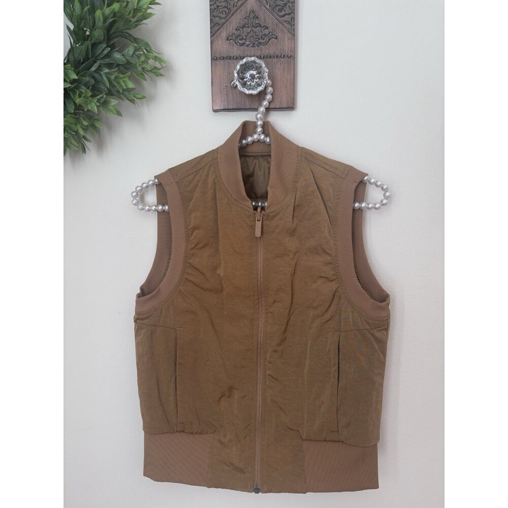 Lululemon Womens Size 2 Non-Stop Bomber Vest Mustard Yellow Full Zip